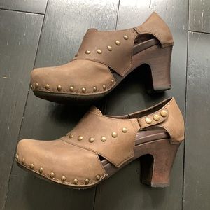 Dansko brown leather upper heels size 10